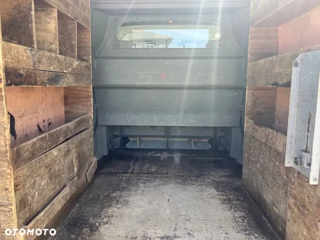 Peugeot Boxer 7-os. brygadówka doka L2H2 klima - 10