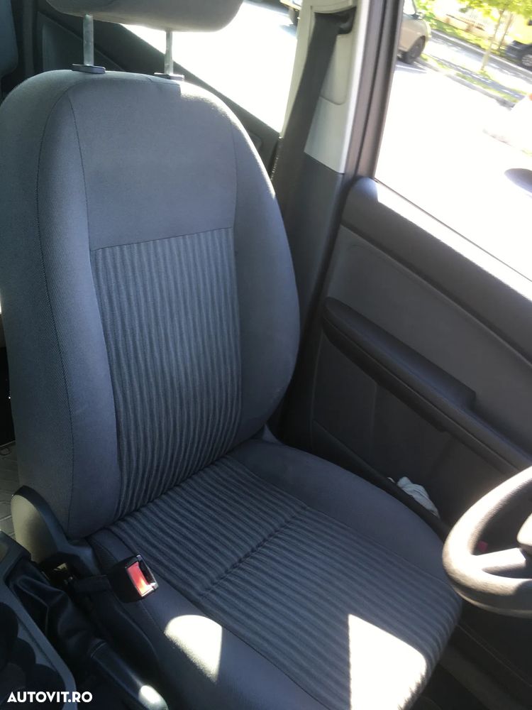 Ford C-Max - 15