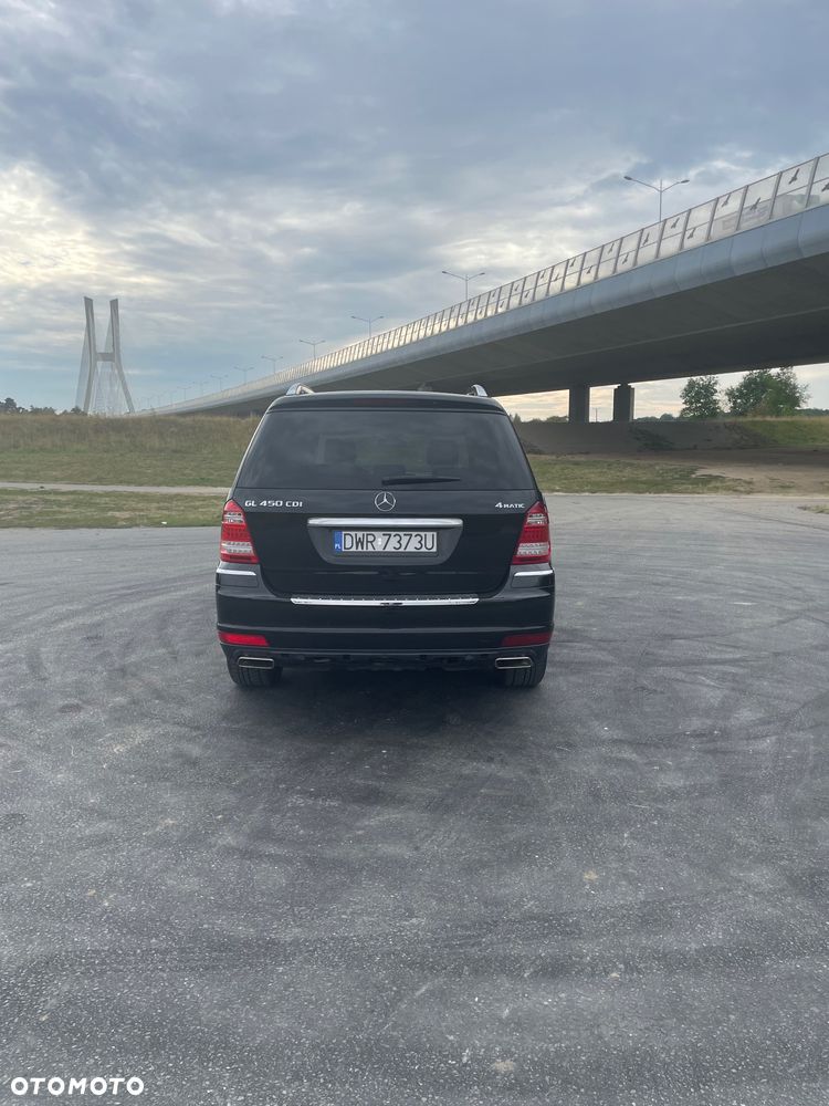 Mercedes-Benz GL 450 CDI - 10