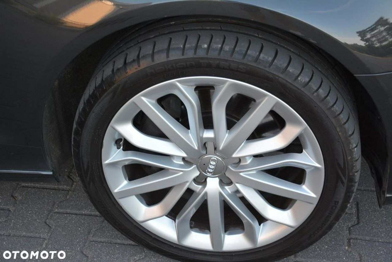 Audi A6 Avant 3.0 TDI DPF clean diesel quattro S tronic - 30