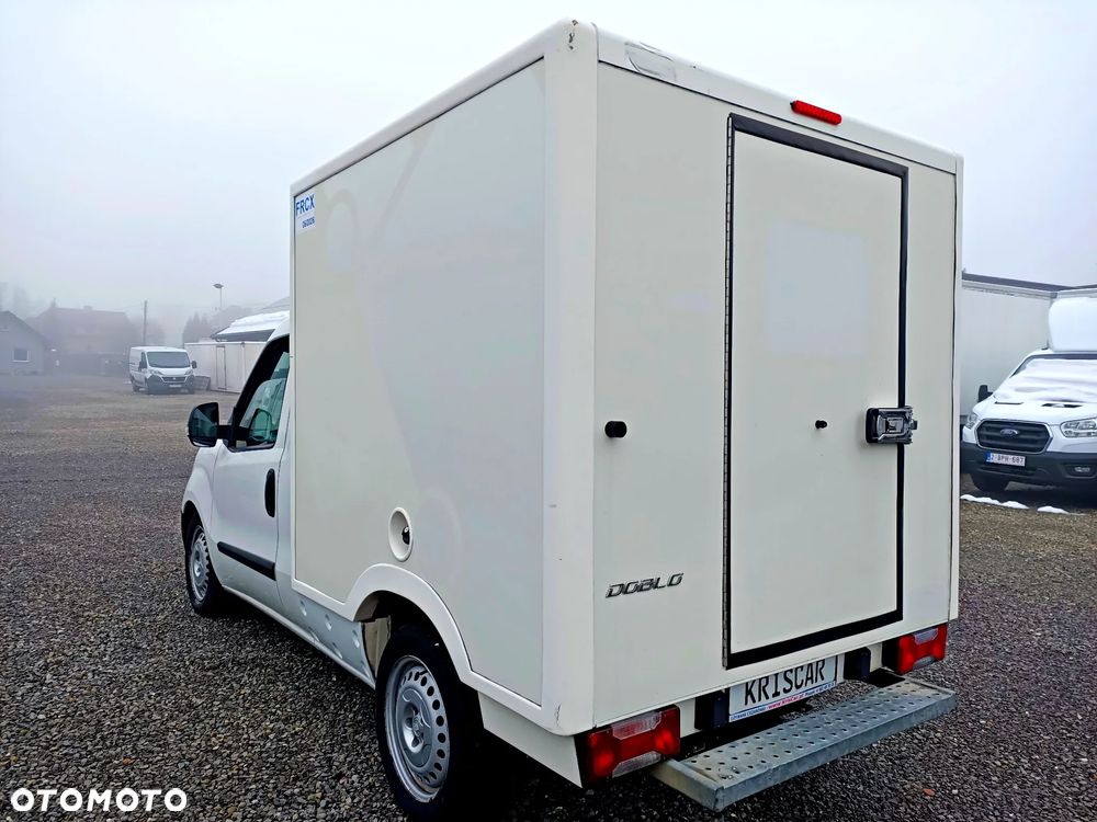 Fiat Doblo Chłodnia 105KM 2 zasilania chłodni - 5