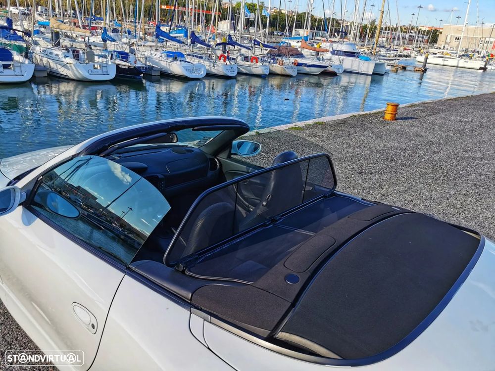 Porsche 911 Série F - 11