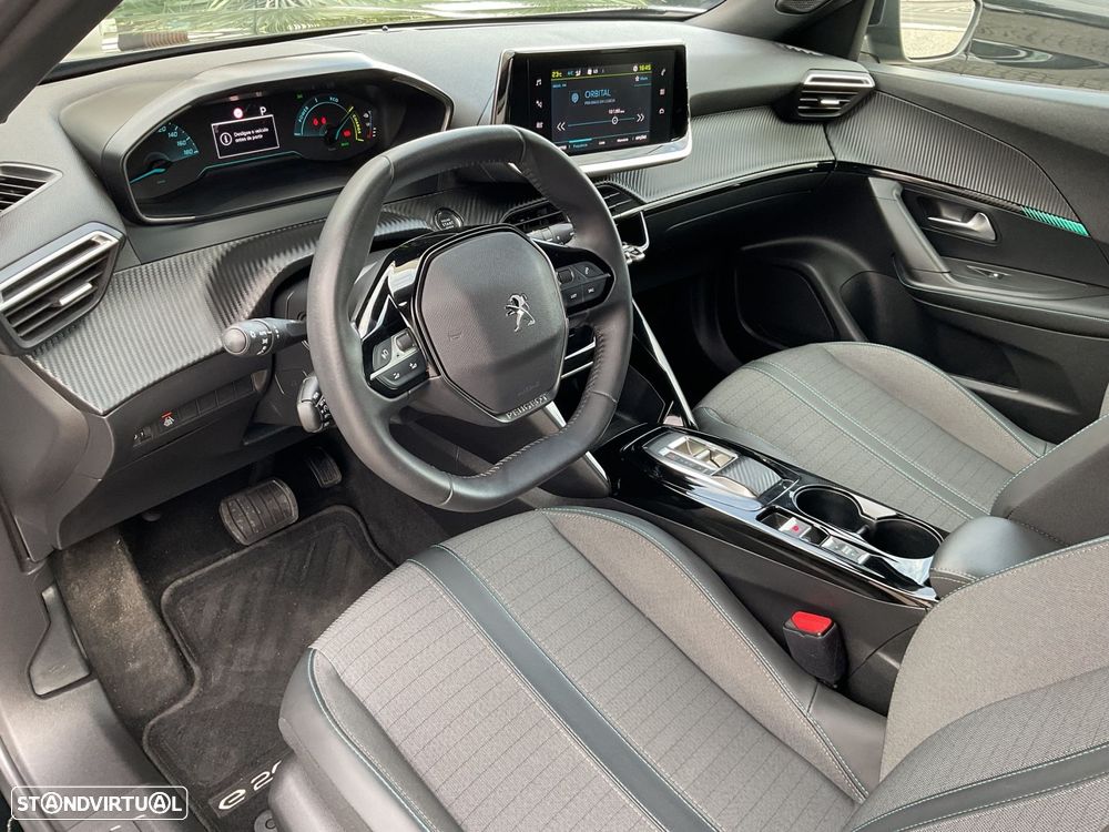 Peugeot e-2008 50 kWh Allure - 20