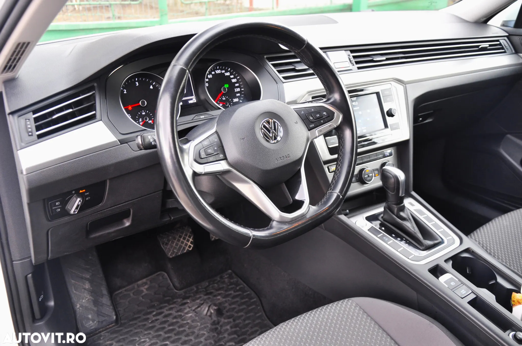 Volkswagen Passat Variant 2.0 TDI DSG Trendline - 15
