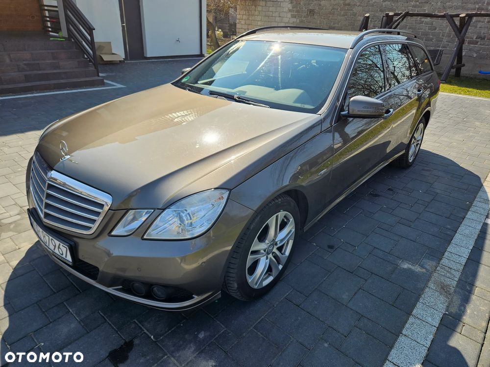 Mercedes-Benz Klasa E 200 CDI BlueEff - 12