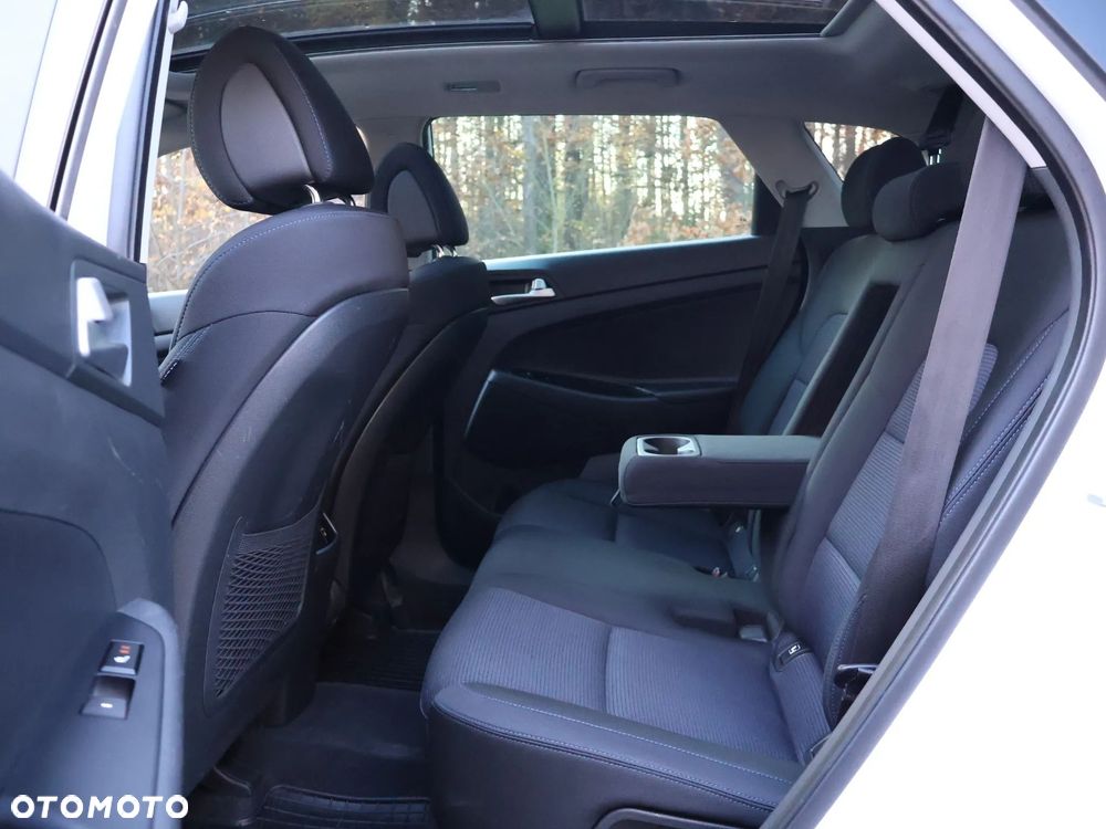 Hyundai Tucson 1.7 CRDI BlueDrive Comfort 2WD - 22