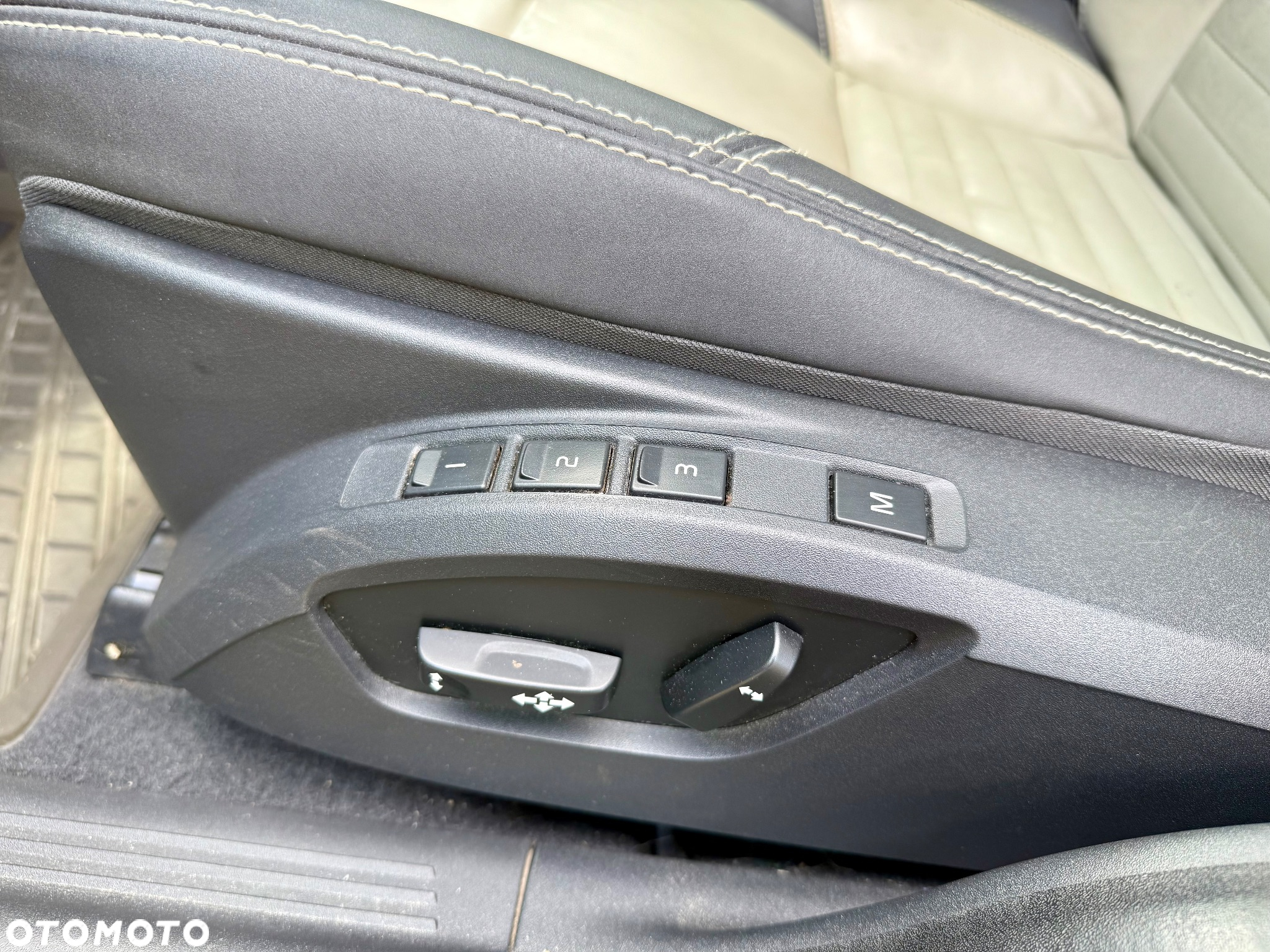Volvo V50 D5 R-Design Summum - 18