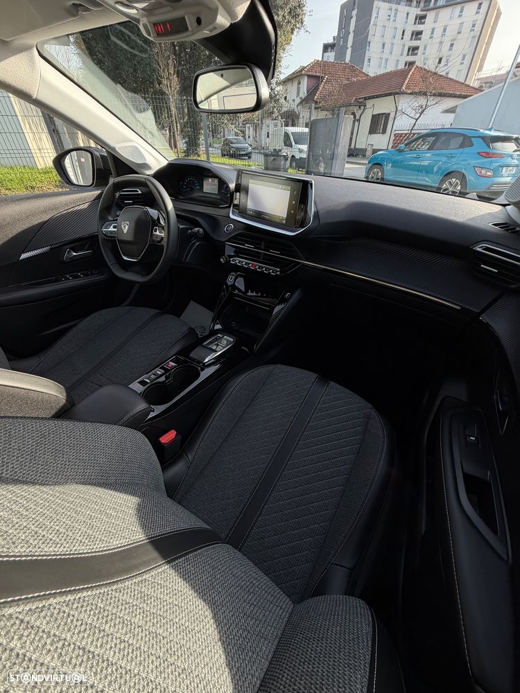 Peugeot e-208 50 kWh SE Style - 14