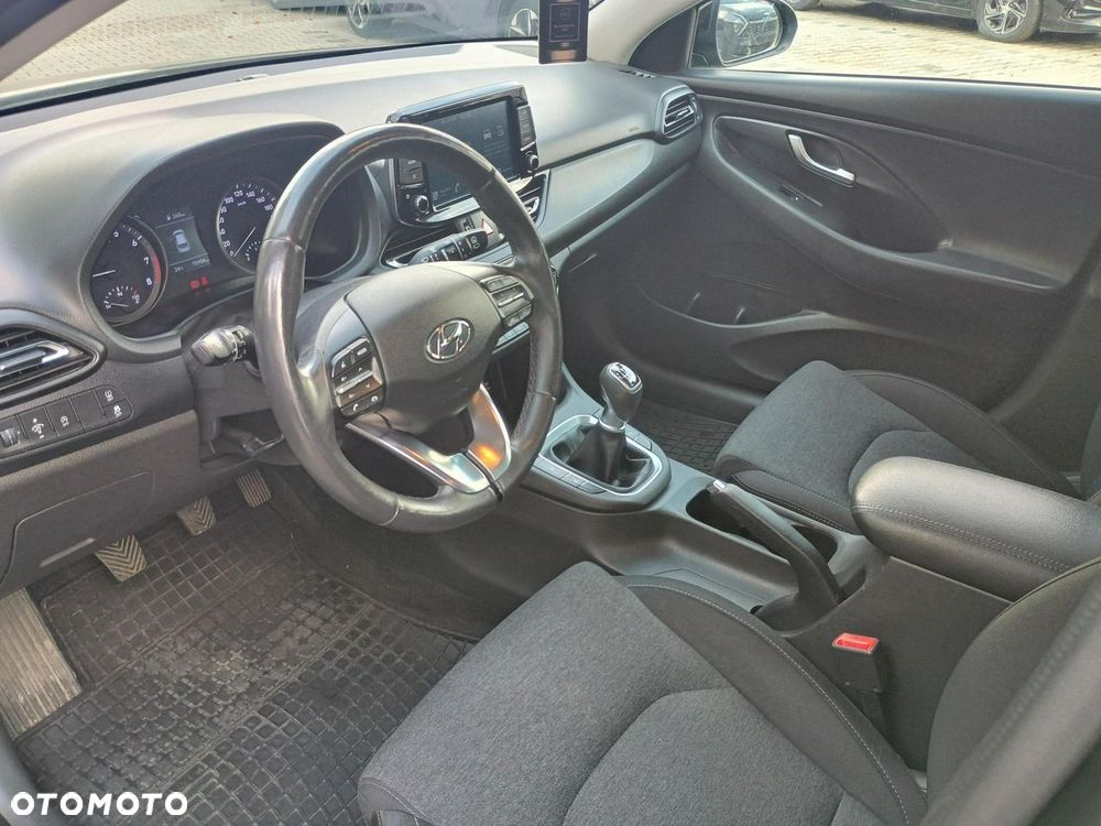 Hyundai i30 1.0 T-GDI Smart - 10