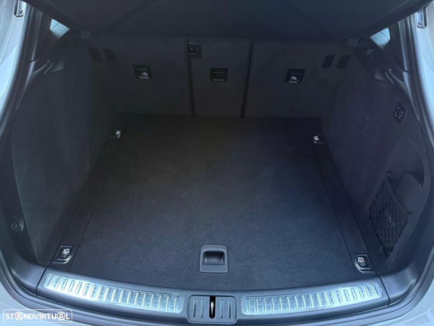 Porsche Macan Standard - 16