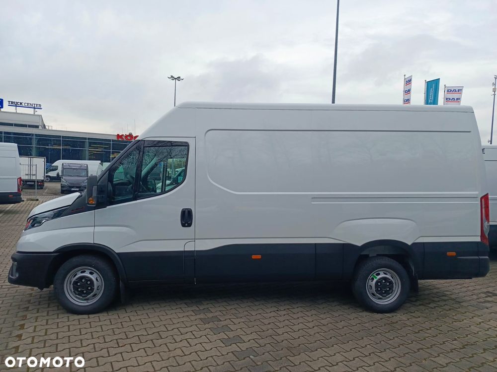Iveco Daily 35S18HV 12M3 dostępny od ręKi - 5