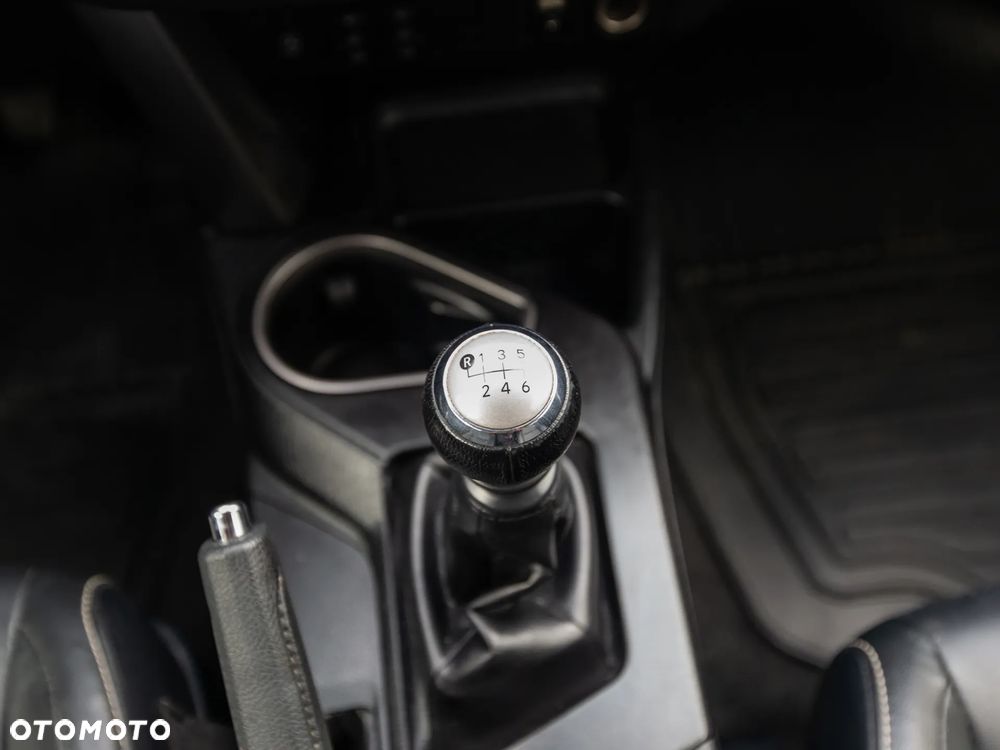 Toyota RAV4 2.0 D-4D 4x2 Start-Stop Executive - 27