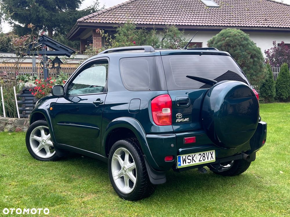 Toyota RAV4 2.0 VVT-i 4x4 - 26