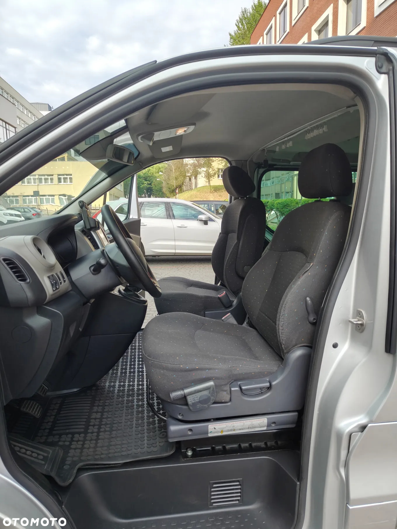 Renault Trafic - 7