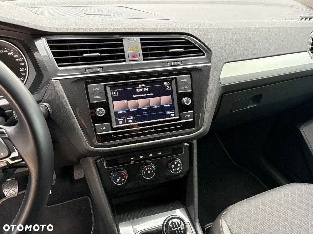 Volkswagen Tiguan Allspace - 17