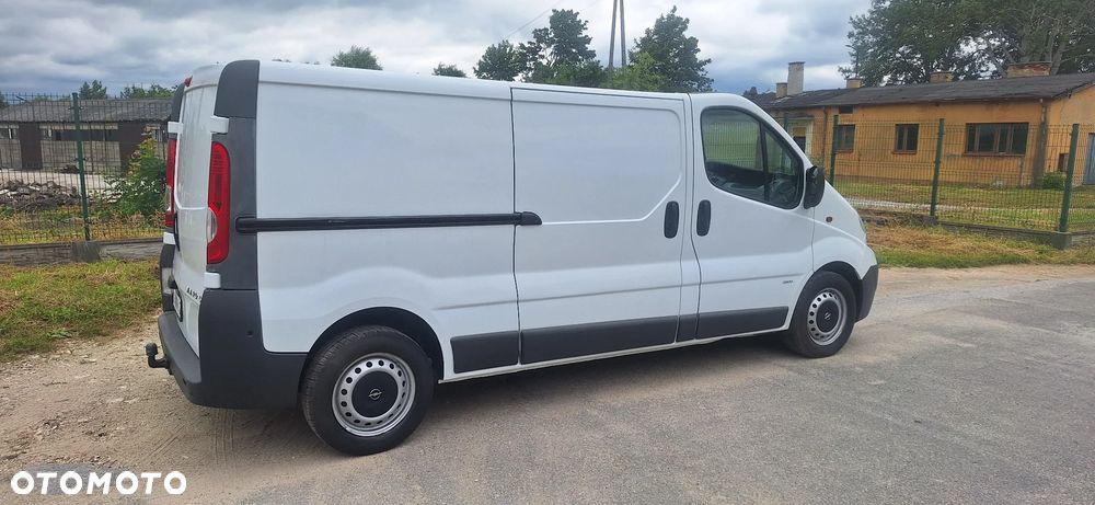 Opel Vivaro - 9