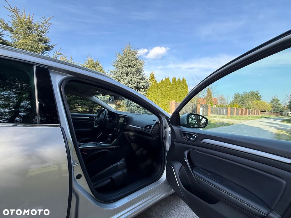 Renault Megane TCe 140 GPF EDC INTENS - 24