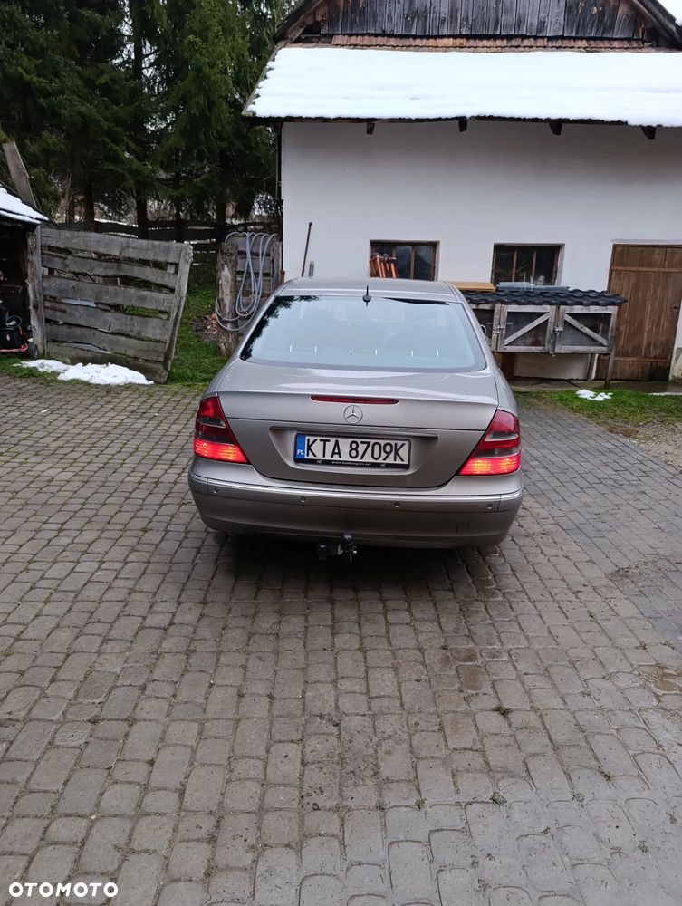 Mercedes-Benz Klasa E 220 CDI Automatik Elegance - 3