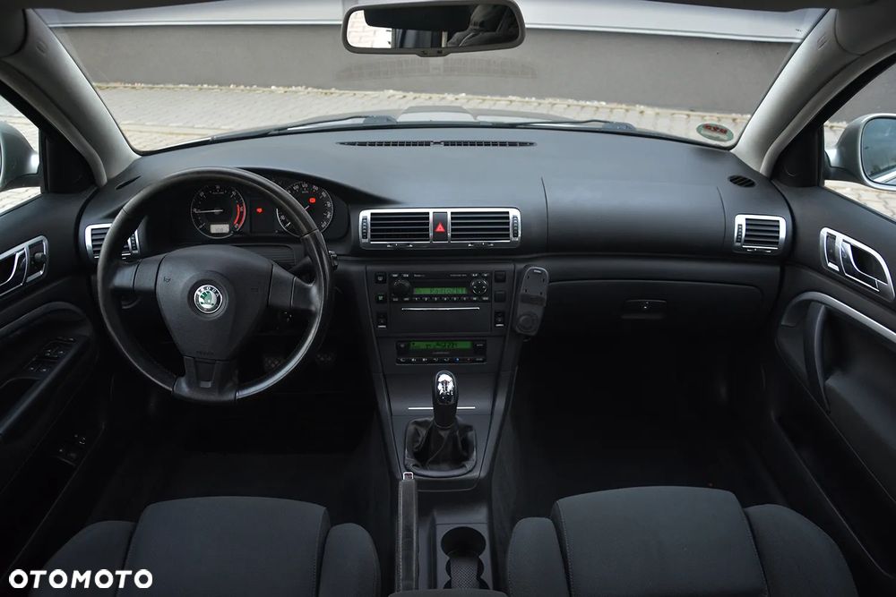 Skoda Superb 2.0 TDI DPF Exclusive - 6