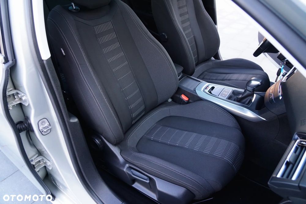 Peugeot 308 BlueHDi FAP 120 EAT6 Stop & Start Allure - 22