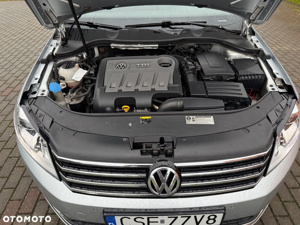 Volkswagen Passat 2.0 TDI DSG BlueMotion Technology Comfortline - 15