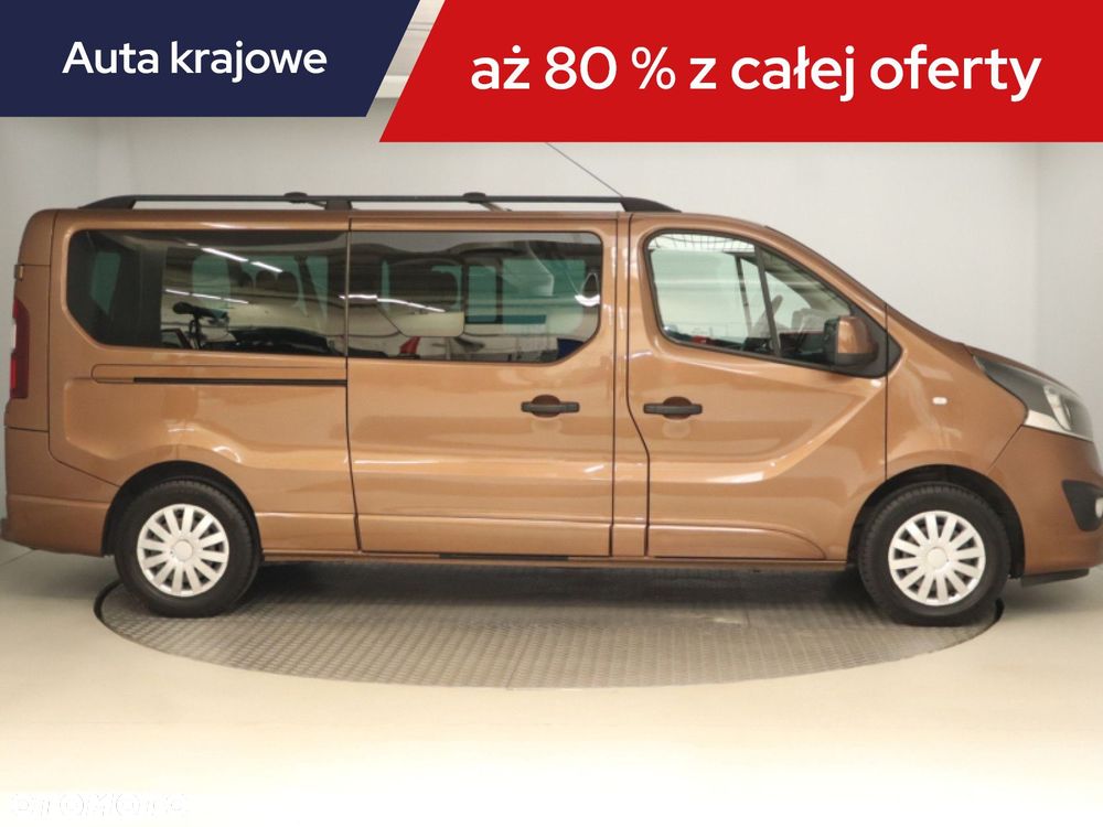 Opel Vivaro - 8