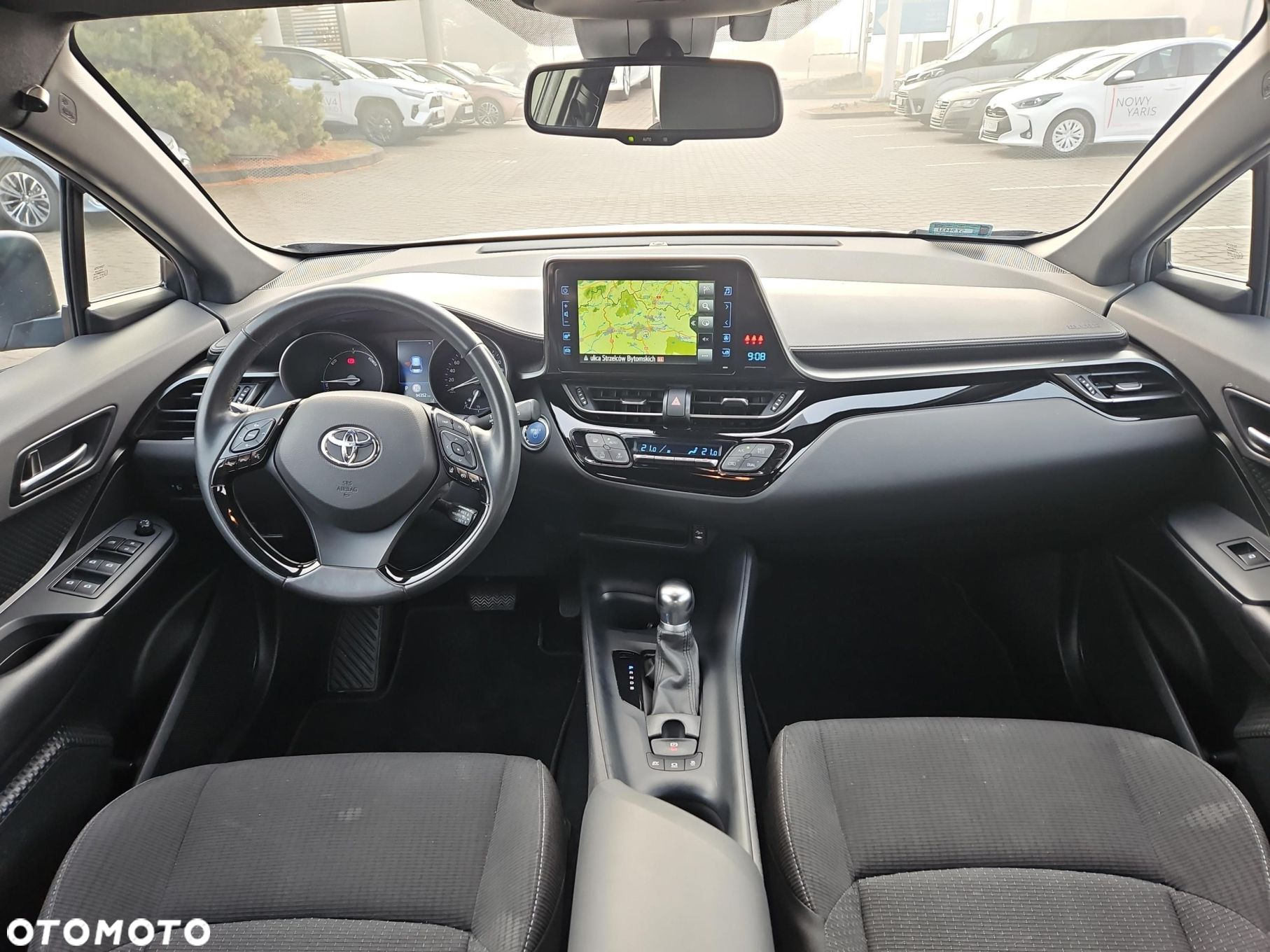 Toyota C-HR - 15