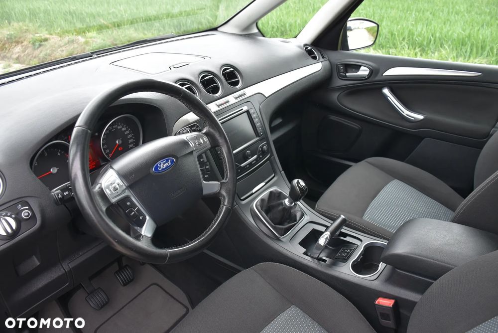 Ford Galaxy 2.0 TDCi Silver X - 21