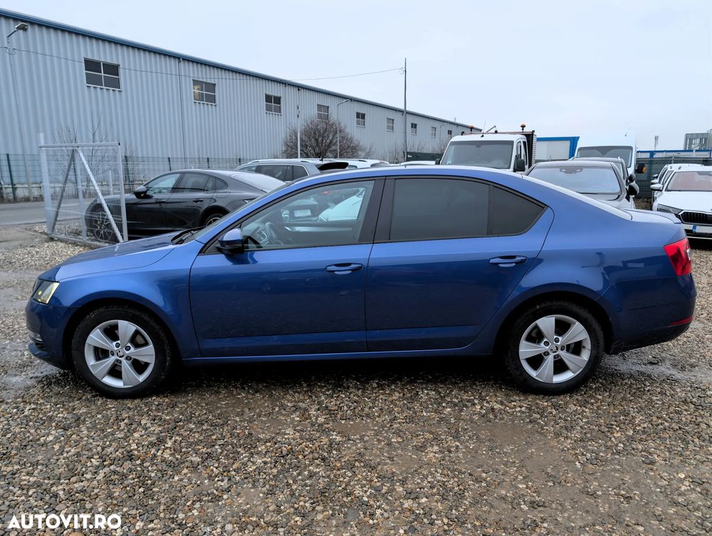 Skoda Octavia 1.5 TSI DSG Style - 9