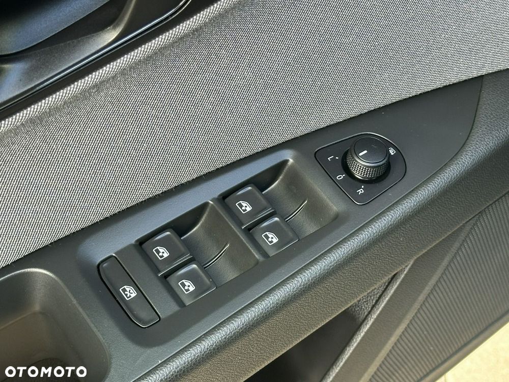 Seat Leon Sportstourer 1.4 TSI Start&Stop Style - 28