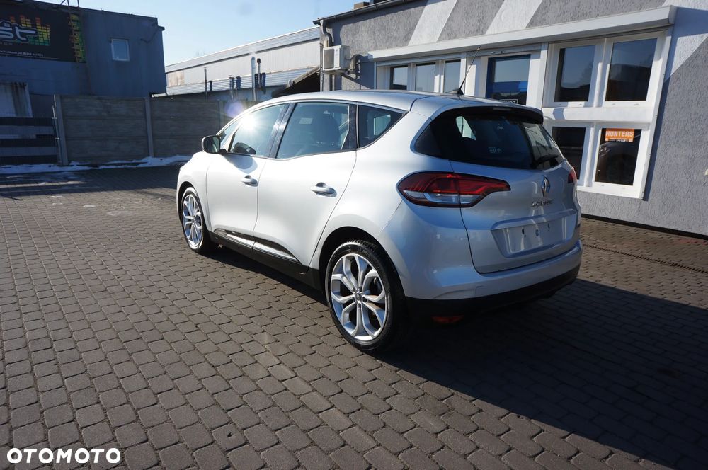 Renault Scenic ENERGY dCi 110 EXPERIENCE - 8