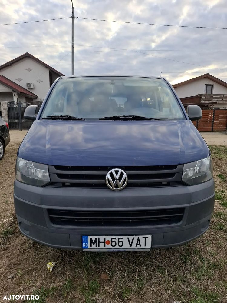 Volkswagen Transporter - 1