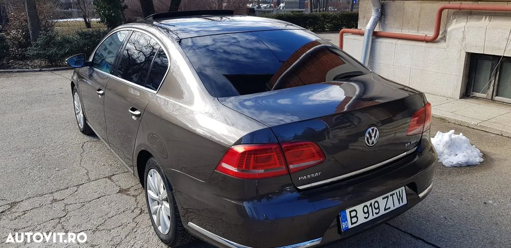 Volkswagen Passat 2.0 TDI DSG BlueMotion Technology Highline - 5