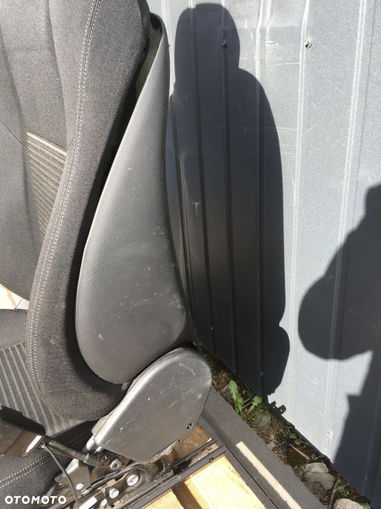 FOTEL PASAŻERA MERCEDES BENZ W213 - 9