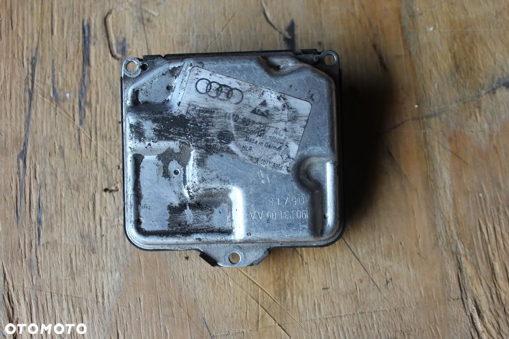 PRZETWORNICA MODUŁ LAMPY AUDI VW 4M0907397AC 2015 - 2