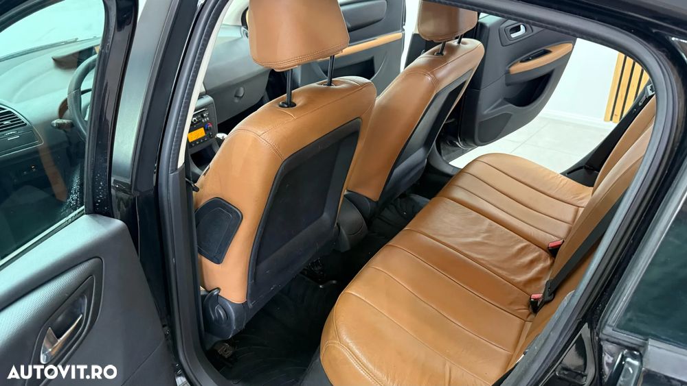 Citroën C4 - 8