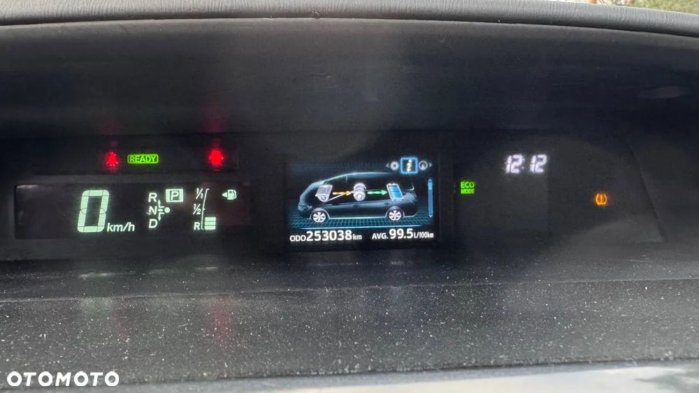 Toyota Prius+ (Hybrid) Executive - 19