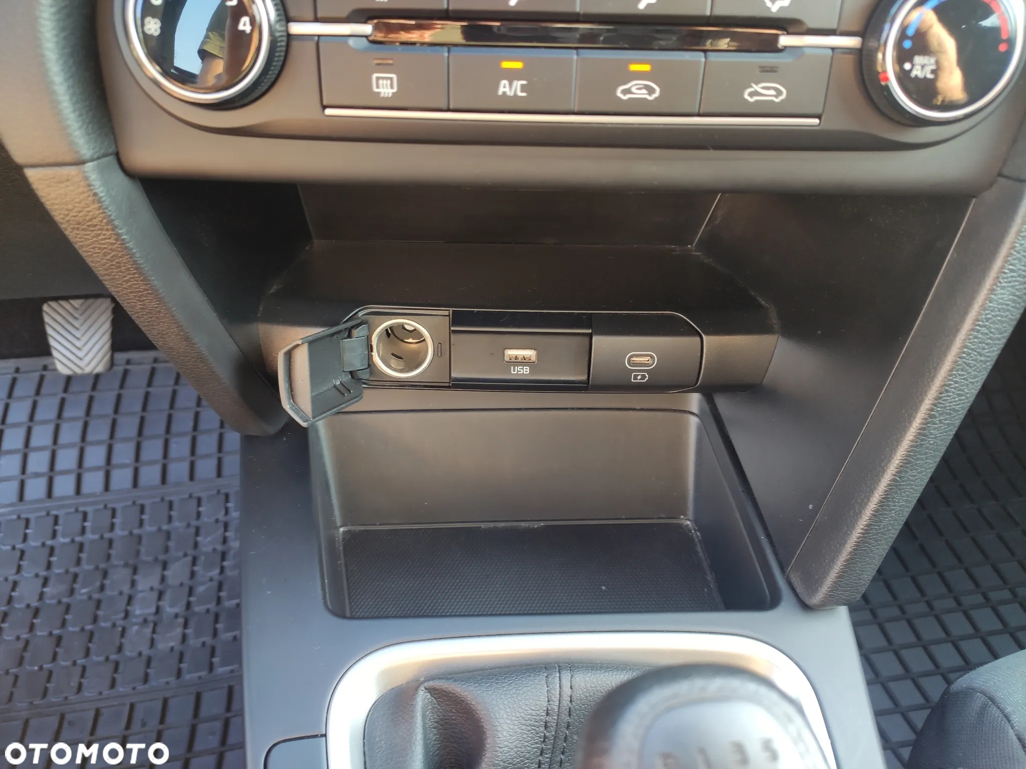 Kia Ceed 1.0 T-GDI S - 29