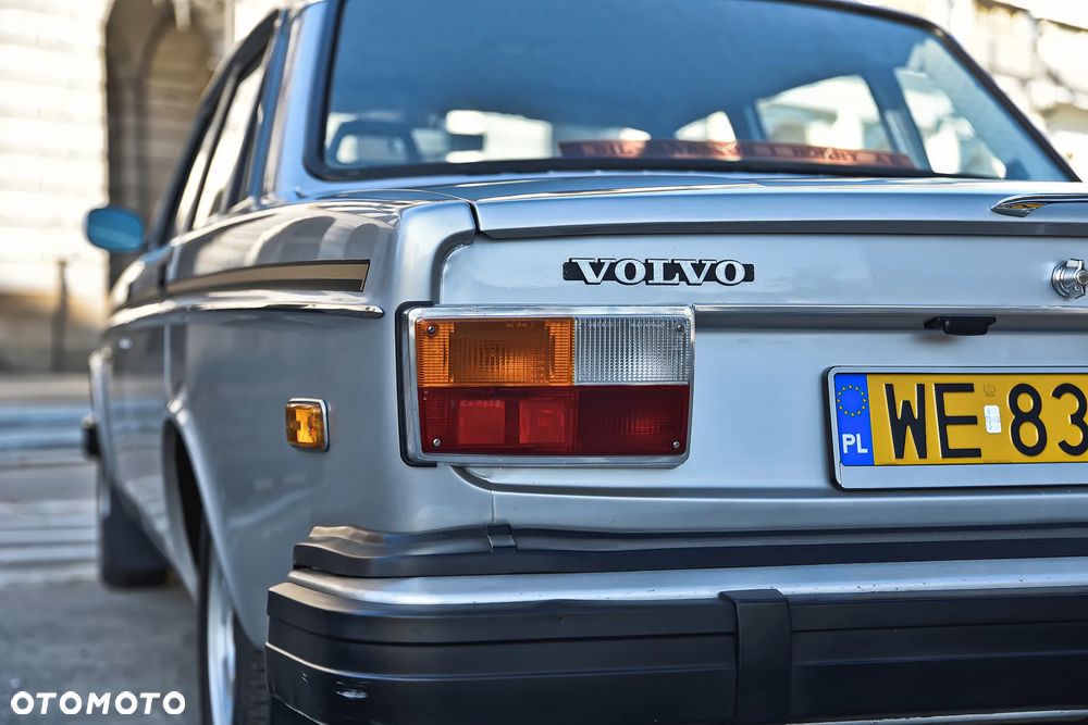 Volvo Seria 200 - 5
