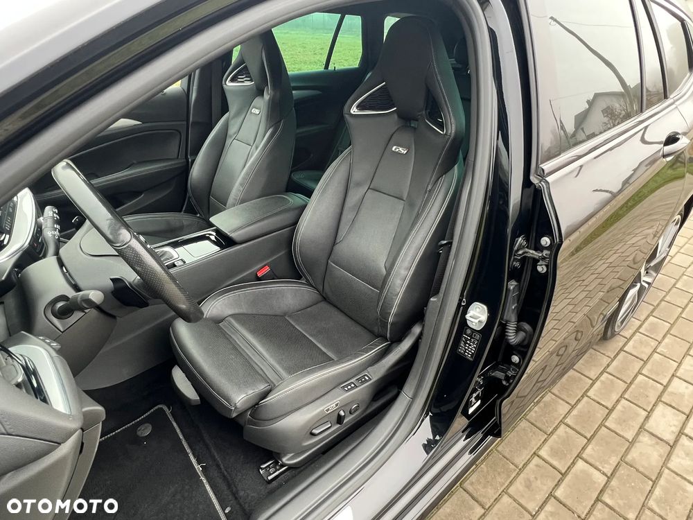 Opel Insignia 2.0 T 4x4 GSi + S&S - 6