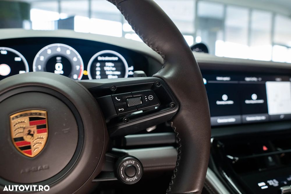 Porsche Panamera 4 E-Hybrid Executive - 36