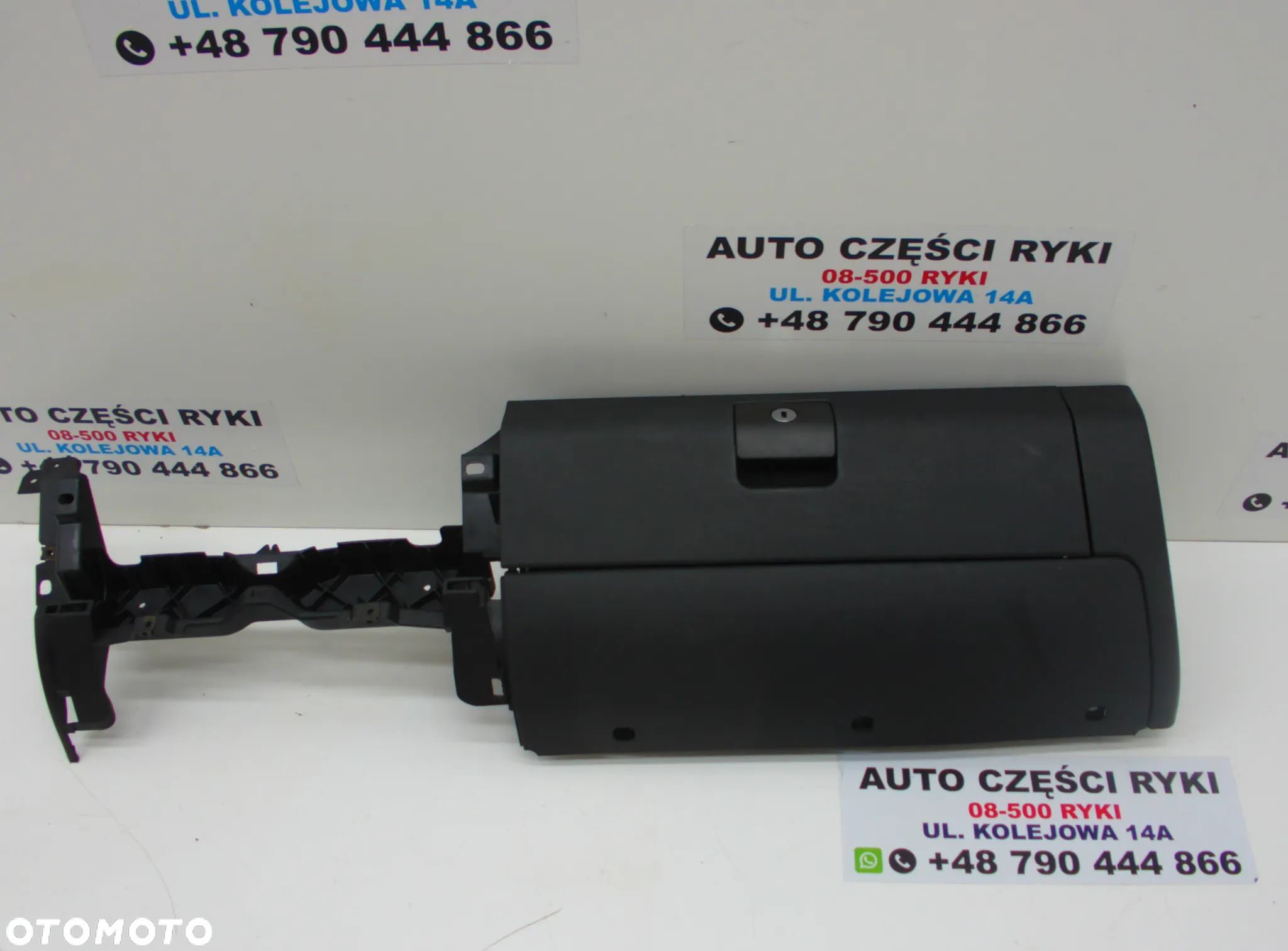 VW Polo 6n Schowek Pasażera - 1