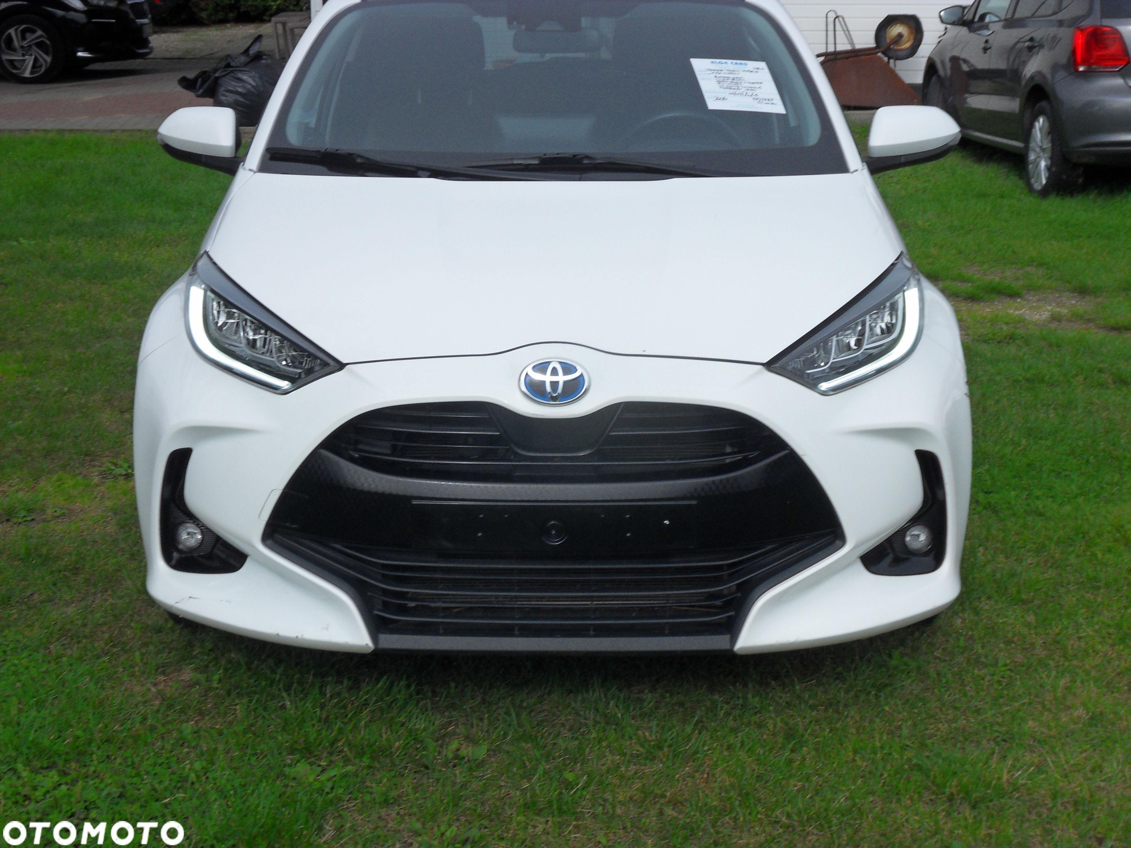 Toyota Yaris Hybrid 1.5 VVT-i Lounge - 8