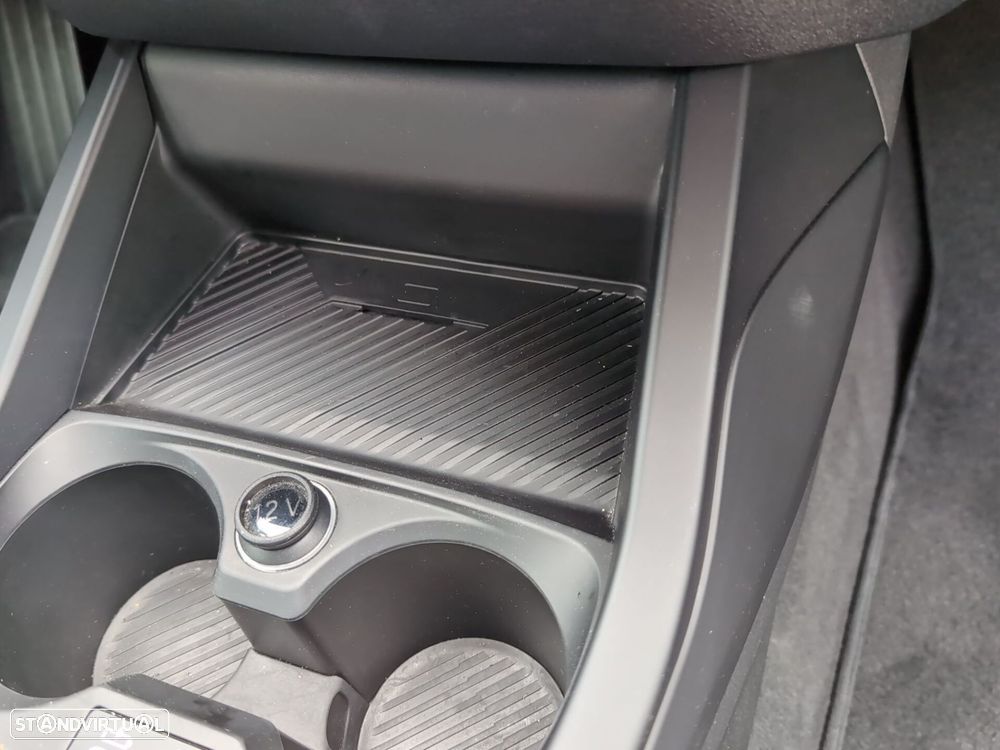BMW 216 Pack Desportivo M — fotografia 19