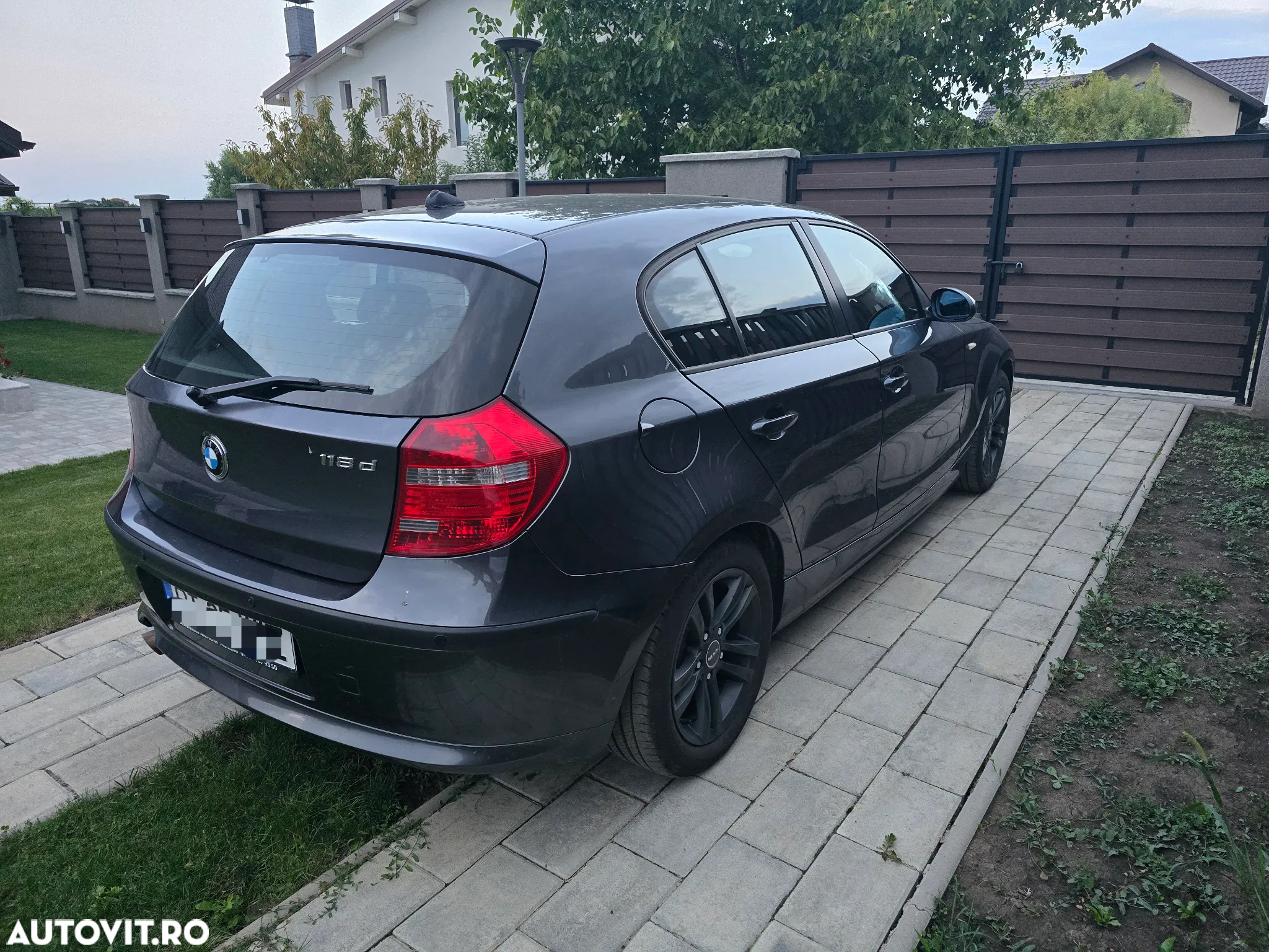 BMW Seria 1 118d - 4