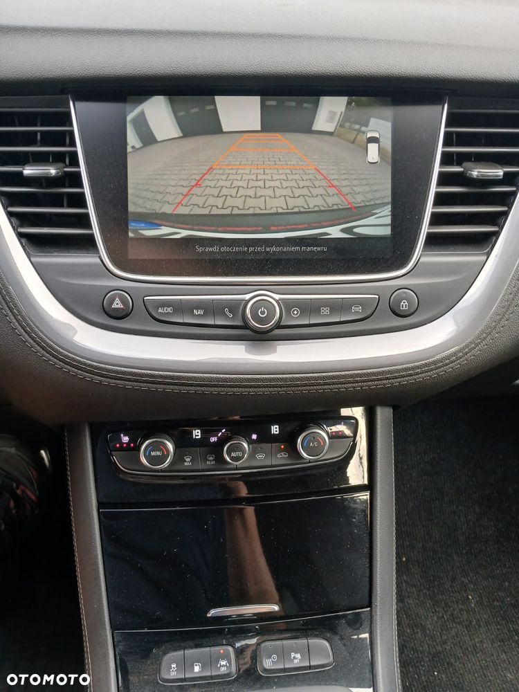 Opel Grandland X - 17