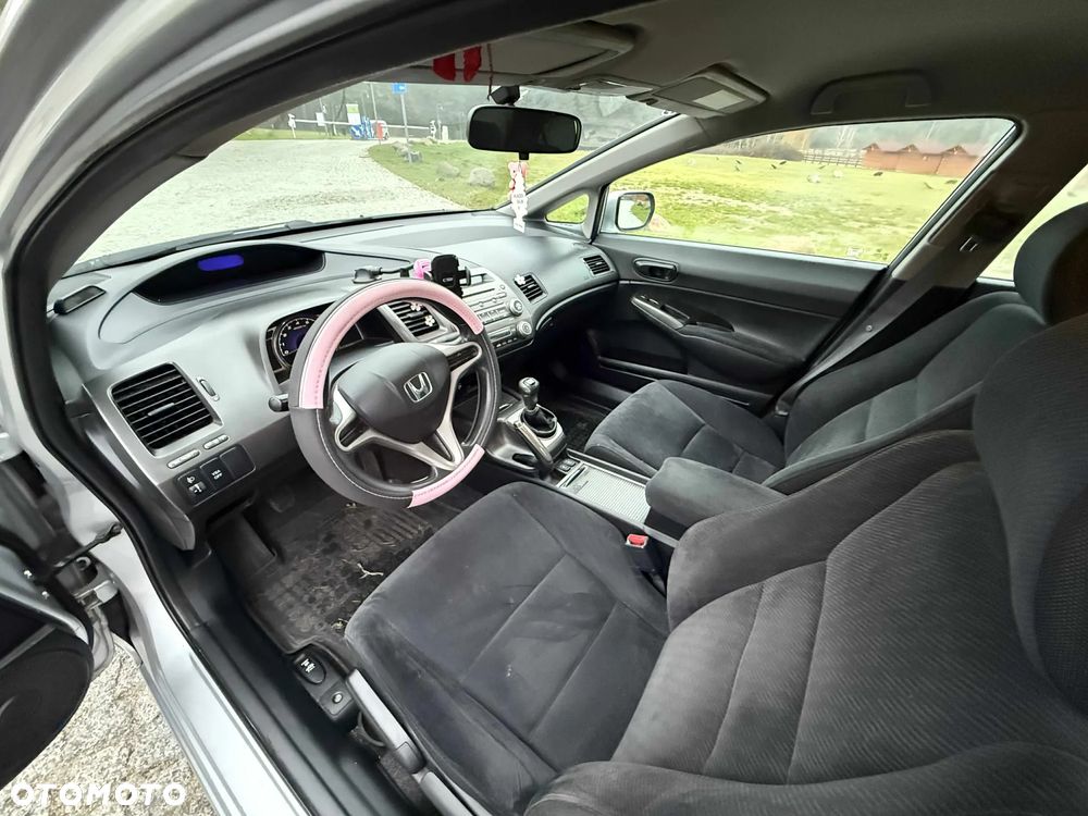 Honda Civic 1.8 Comfort - 9