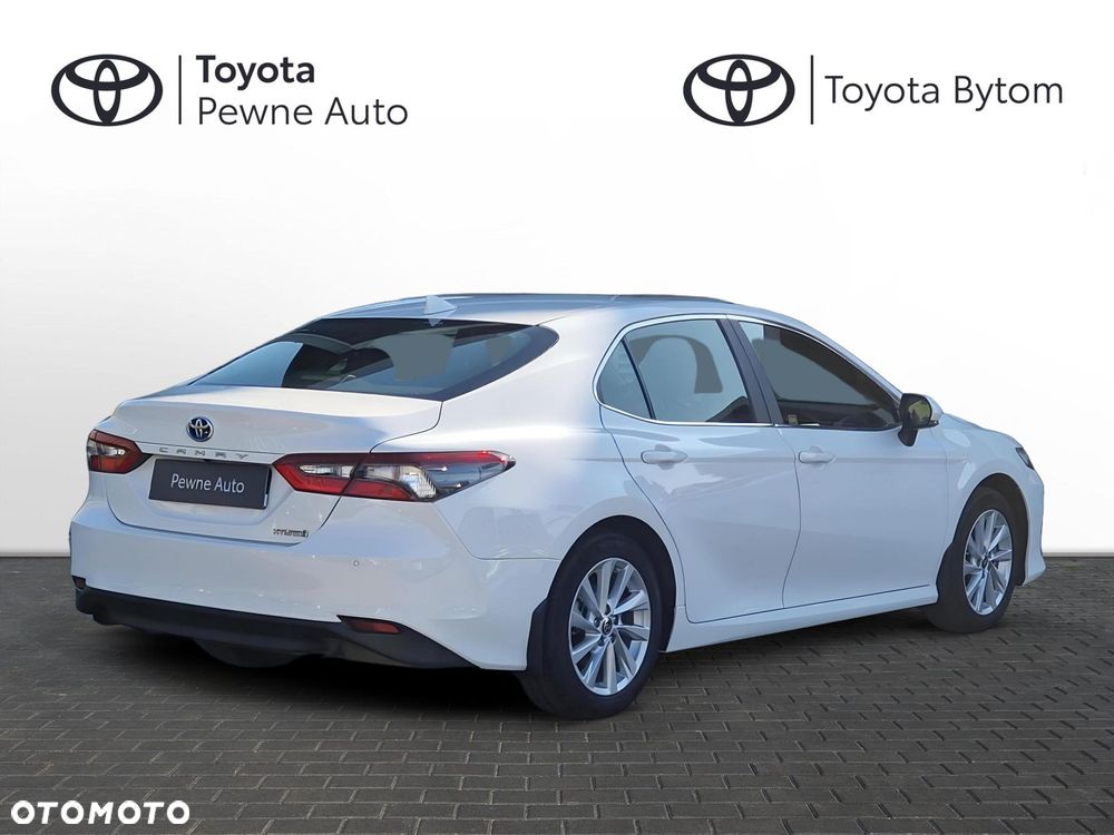 Toyota Camry 2.5 Hybrid Comfort CVT - 2