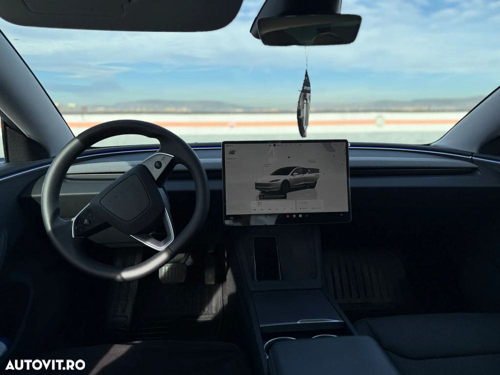 Tesla Model 3 RWD Long Range - 7