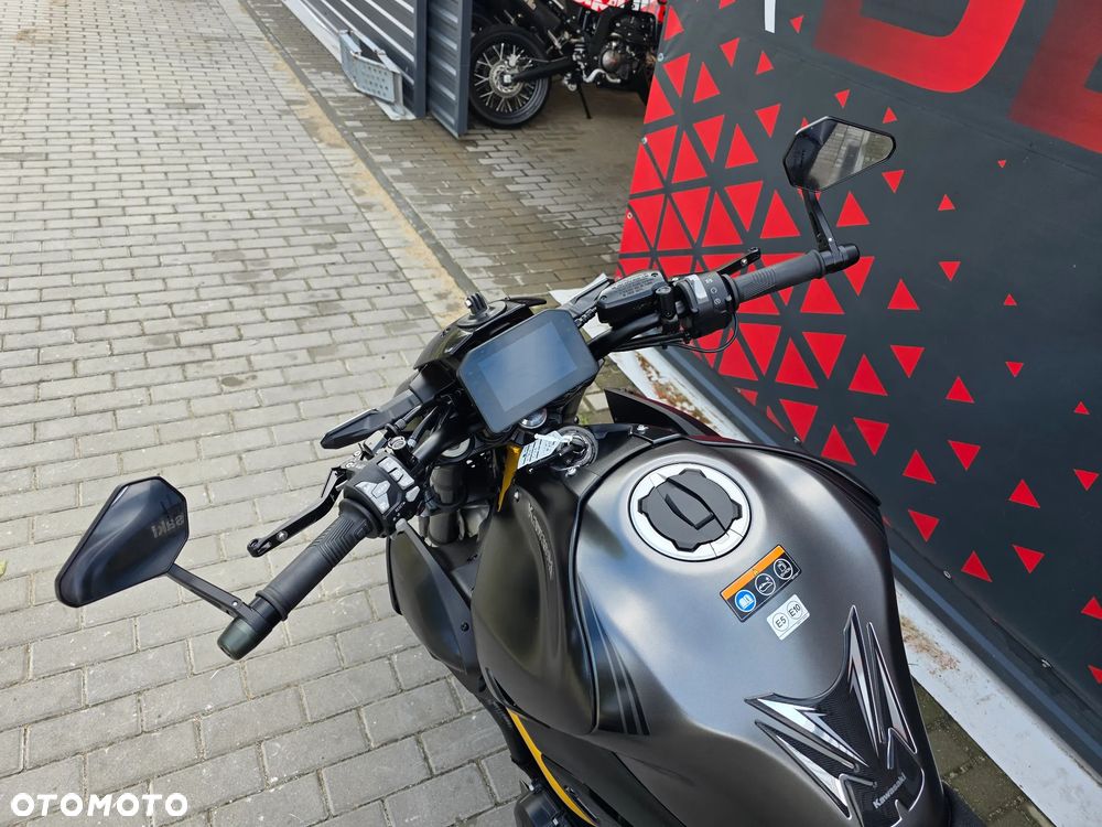 Kawasaki Z 900 - 17